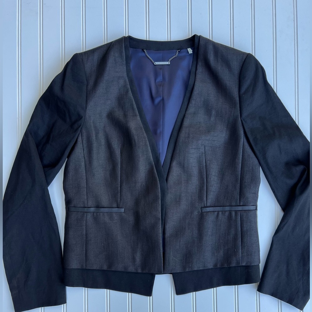 Elie Tahari women’s blazer size 8